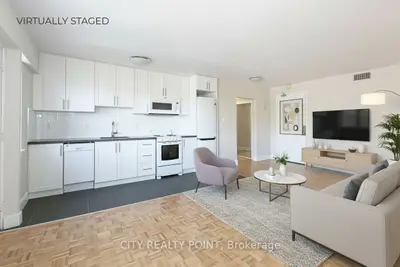 95 Lawton Boulevard 405, Toronto C02, On M4v 1z8