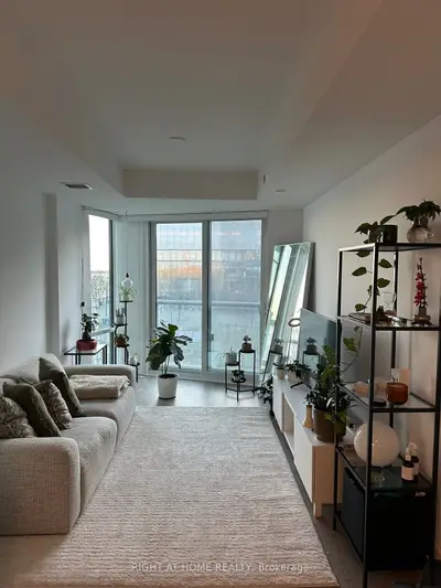 55 Merchants' Wharf Street 326, Toronto C08, On M5a 0p2
