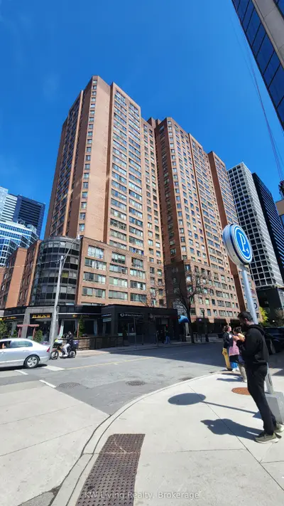633 Bay Street 2022, Toronto C01, On M5g 2g4
