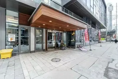 290 Adelaide Street 1612, Toronto C01, On M5v 1p6