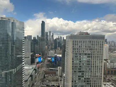 197 Yonge Street 3714, Toronto C08, On M5b 1m4