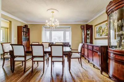 122 Mcgillivray Avenue, Toronto C04, On M5m 2y6