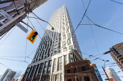 252 Church Street 901, Toronto C08, On M5b 1z2