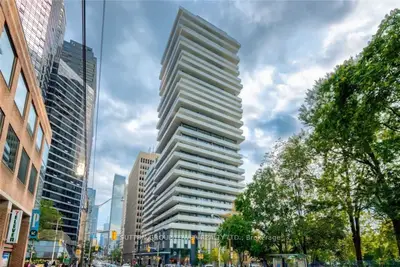 57 St. Joseph Street 2404, Toronto C01, On M5s 0c5