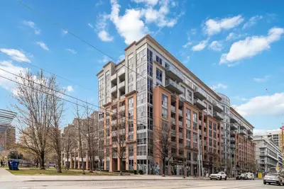 1005 King Street W 614, Toronto C01, On M6k 3m8