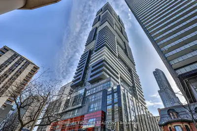 7 Grenville Street 4012, Toronto C01, On M4y 1a1