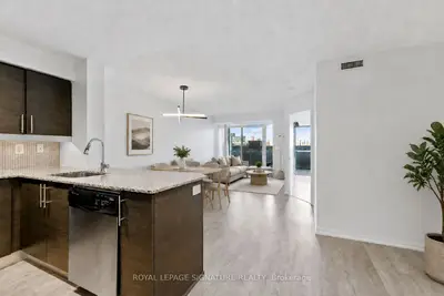 125 Western Battery Road 612, Toronto C01, On M6k 3r8