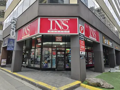 250 Dundas Street W, Toronto C01, On M5t 2z5