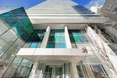 38 Grenville Street 2306, Toronto C01, On M4y 1a5