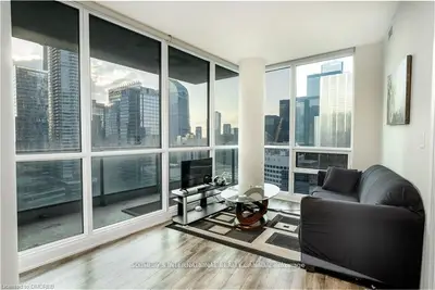 33 Bay Street 2603, Toronto C01, On M5j 2z3