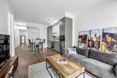 11 Lillian Street 310, Toronto C10, On M4s 2h7