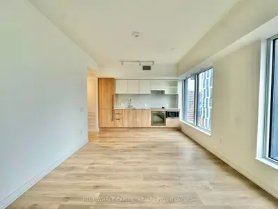82 Dalhousie Street 1615, Toronto C08, On M5b 0c5