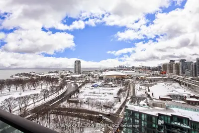 219 Fort York Boulevard 2011, Toronto C01, On M5v 1b1