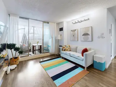 205 Hilda Avenue 301, Toronto C07, On M2m 4b1