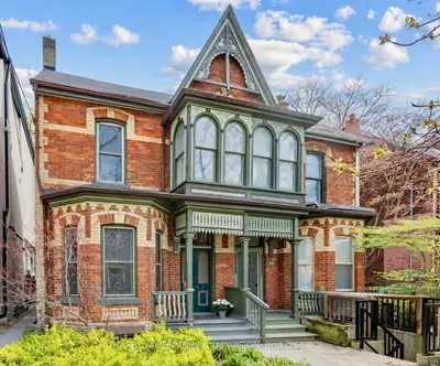 37 Henry Street, Toronto C01, On M5t 1w9
