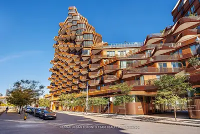 #415 155 Merchants' Wharf, Toronto C08, On, M5a 0y4