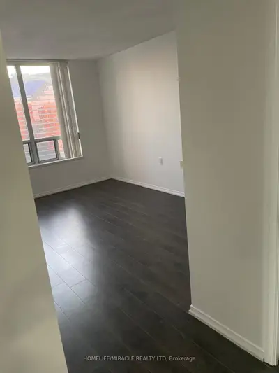 35 Finch Avenue E Ph 201, Toronto C14, On M2n 6z8