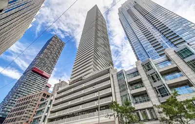 2221 Yonge Street 1802, Toronto C10, On M4s 2b4