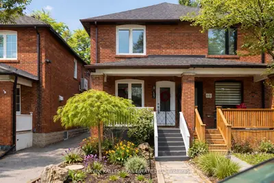 683 Hillsdale Avenue E, Toronto C10, On M4s 1v4