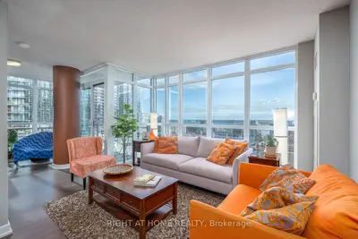 10 Capreol Court 1508, Toronto C01, On M5v 4b3