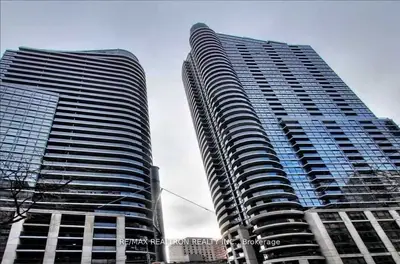 21 Carlton Street 510, Toronto C08, On M5b 1l2
