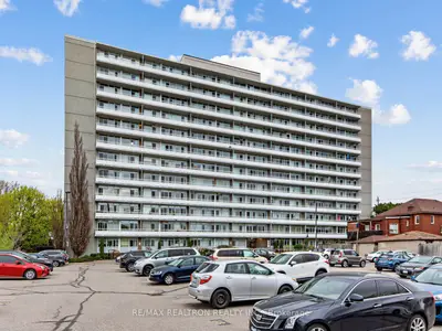 580 Christie Street 302, Toronto C02, On M6g 3e3