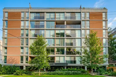 70 Montclair Avenue 405, Toronto C03, On M5p 1p7
