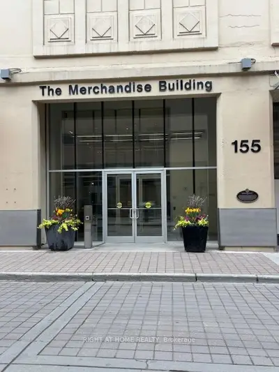 155 Dalhousie Street 611, Toronto C08, On M5b 2p7