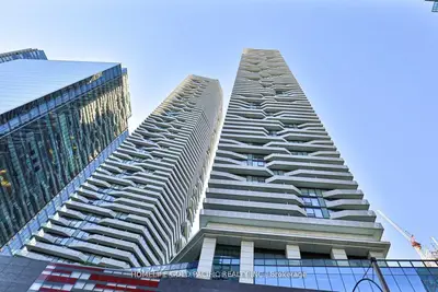 88 Harbour Street 5901, Toronto C01, On M5j 1b7