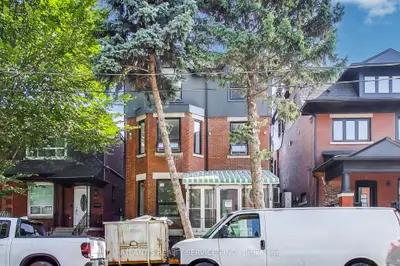 681 Dovercourt Road 4, Toronto C01, On M6h 2w7