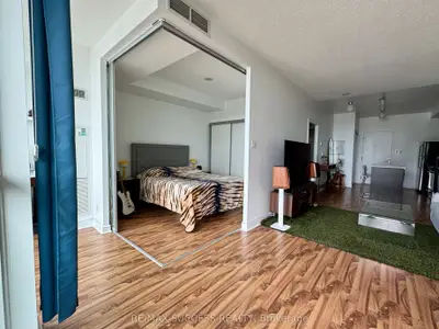 1171 Queen Street W 1605, Toronto C01, On M6j 0a5