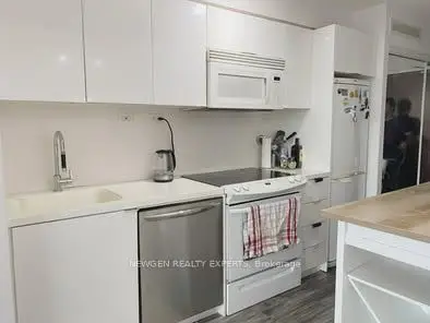 10 Capreol Court 943, Toronto C01, On M5v 4b3