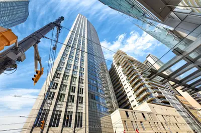 200 Victoria Street 1214, Toronto, On M5b 1v8