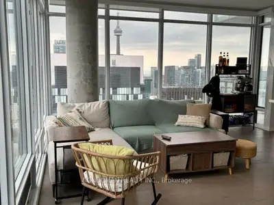 488 University Avenue 3707, Toronto C01, On M5g 0c1