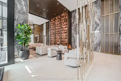 117 Broadway Avenue 1705, Toronto C10, On M4p 1v3