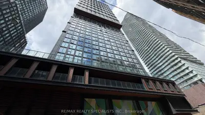 82 Dalhousie Street 4118, Toronto C08, On M5b 0c5