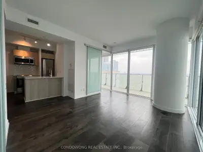 42 Charles Street E 4308, Toronto C08, On M4y 0b7