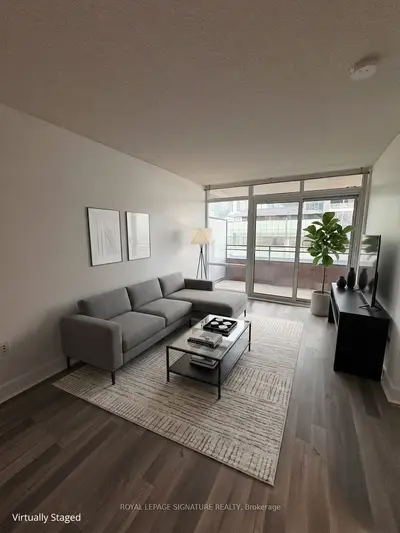 4k Spadina Avenue 1510, Toronto C01, On M5v 3y9