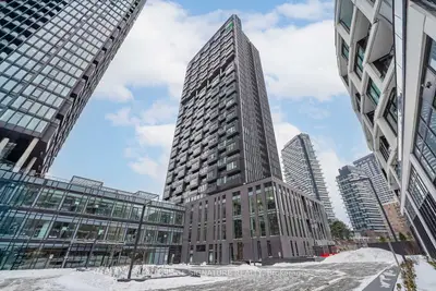 1 Quarrington Lane 1609, Toronto C13, On M3c 0s4