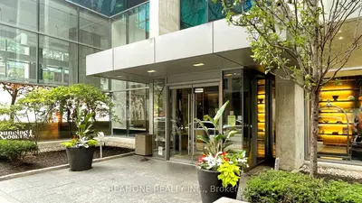 38 Grenville Street 3107, Toronto C01, On M4y 1a5