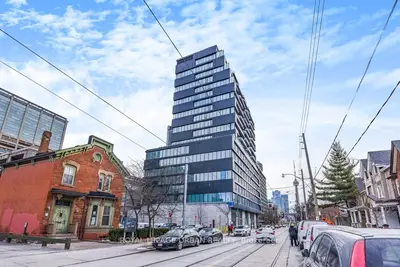 195 Mccaul Street 521, Toronto C01, On M5t 0e5