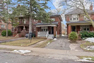 145 Glengrove Avenue W, Toronto C04, On M4r 1p1