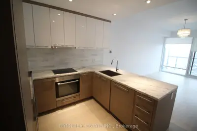 488 University Avenue 3412, Toronto C01, On M5g 1v1