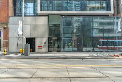 11 Charlotte Street 204, Toronto C01, On M5v 2h5