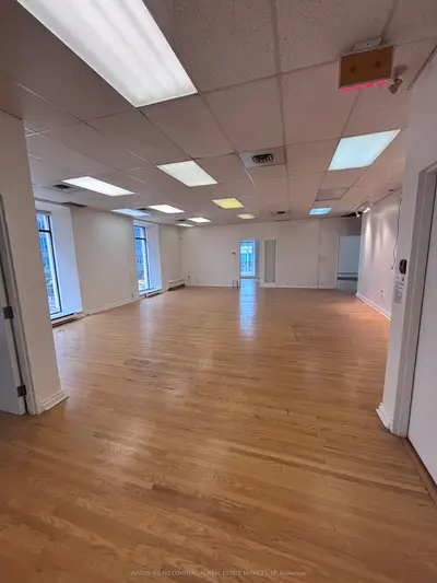 25 Toronto Street 200, Toronto C08, On M5c 2r1