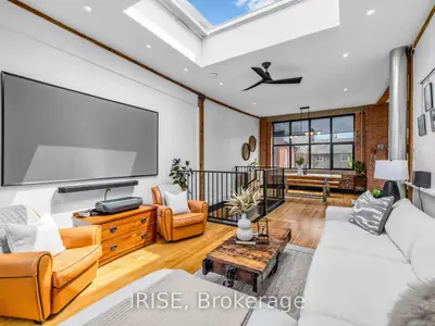 200 Clinton Street 3, Toronto C01, On M6g 2y5