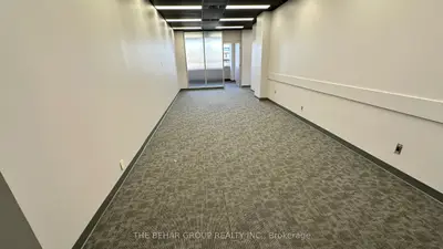 15 Gervais Drive 406, Toronto, On M3c 1y8