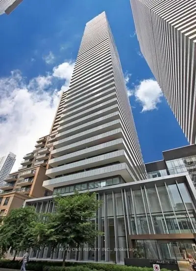 42 Charles Street E 2904, Toronto C08, On M4y 0b7