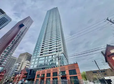 609 Sherbourne Street 708, Toronto C08, On M4x 1w5