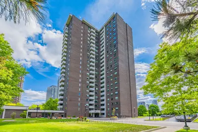 5 Old Sheppard Avenue 204, Toronto C15, On M2j 4k3